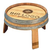 Table dappoint dun demi-tonneau du vin poncé et...