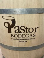 TONNEAU AVEC VOTRE LOGO - Tonneau à vin 225L poli personnalisé comme table haute
